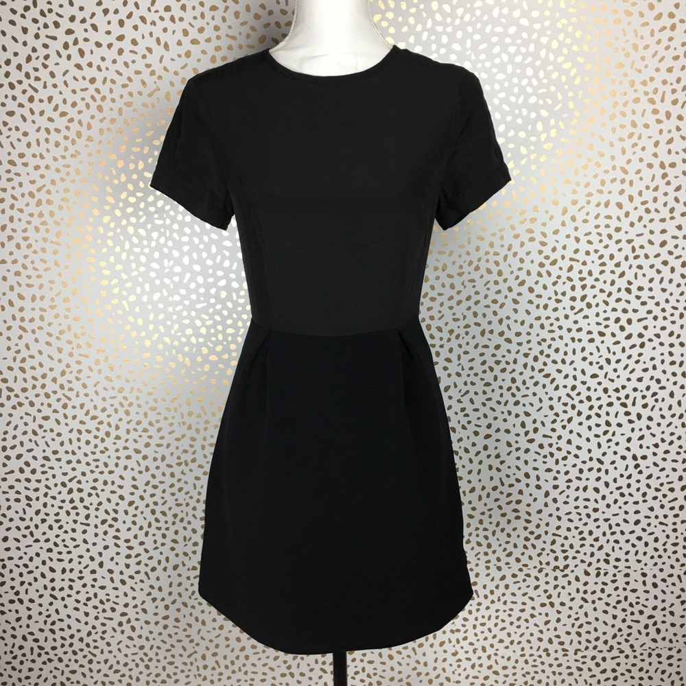🍋Made for Impulse Fashion Week Little Black Dress